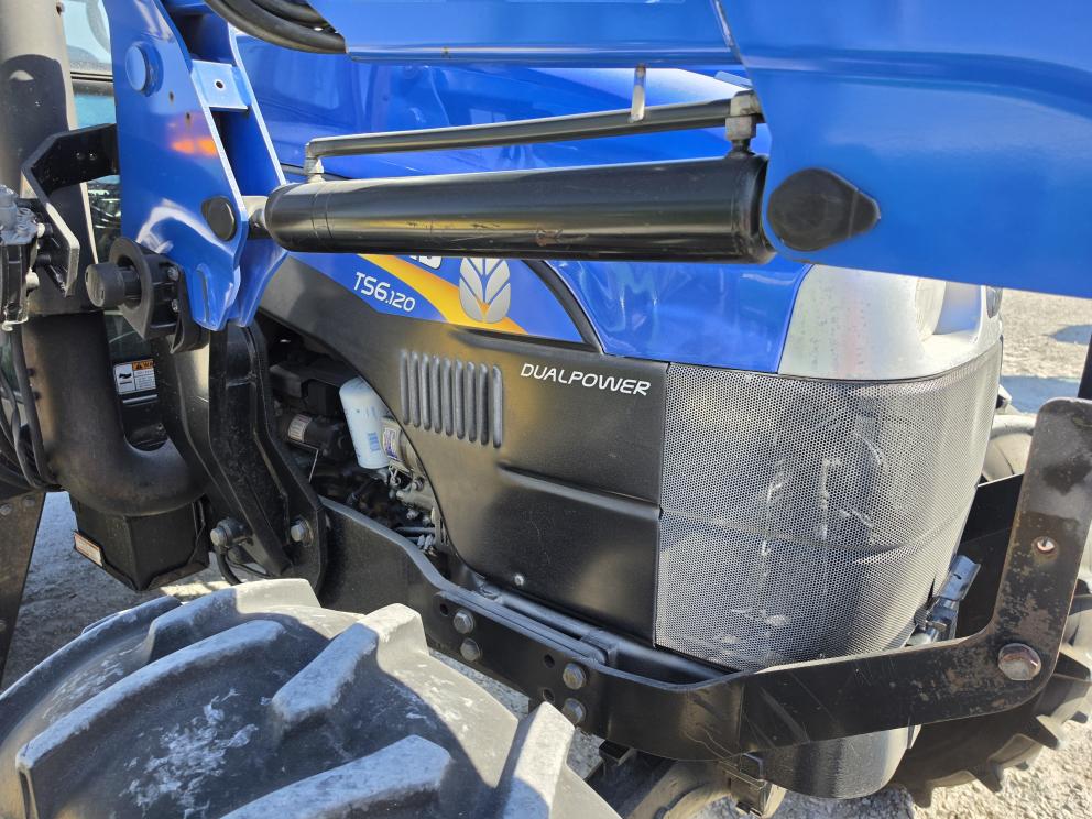 Image for 2013 New Holland TS6.120