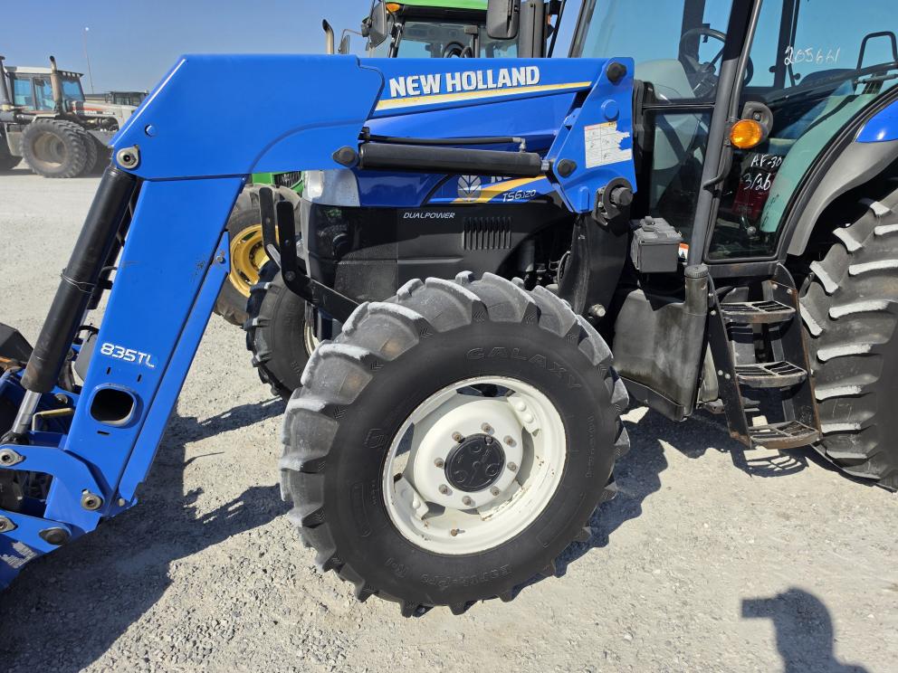 Image for 2013 New Holland TS6.120