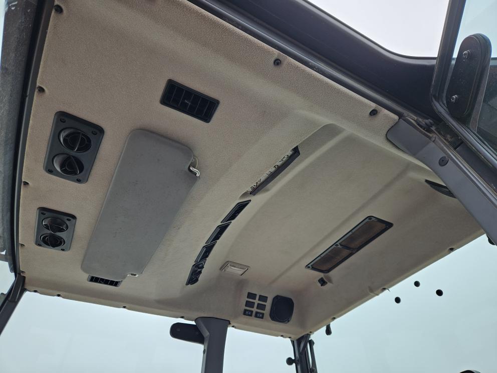 Image for 2020 Kubota M6S-111