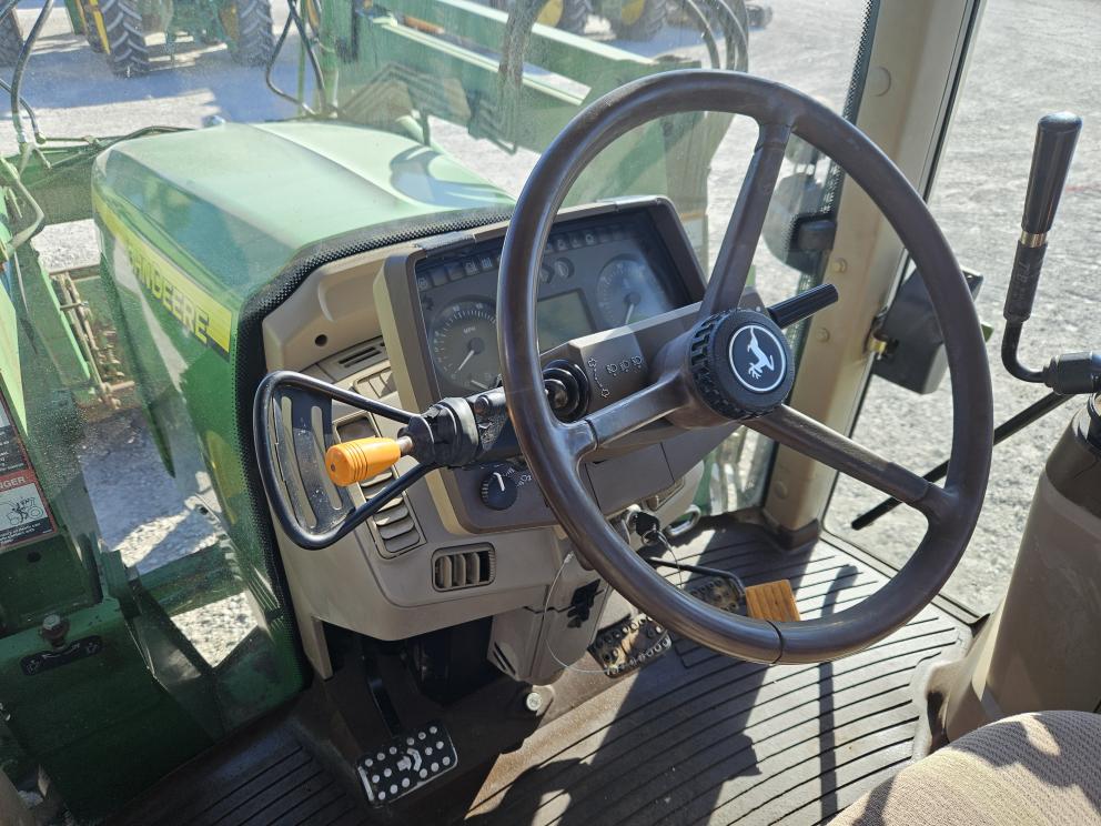 Image for 2002 John Deere 6420