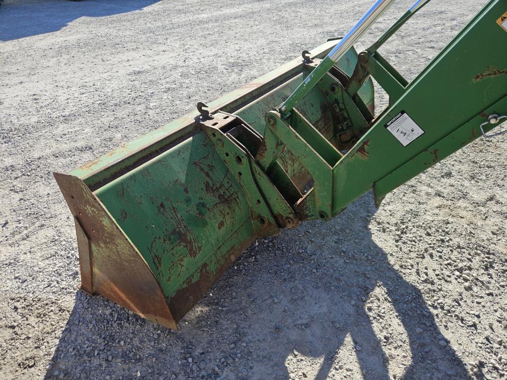 Image for 2002 John Deere 6420