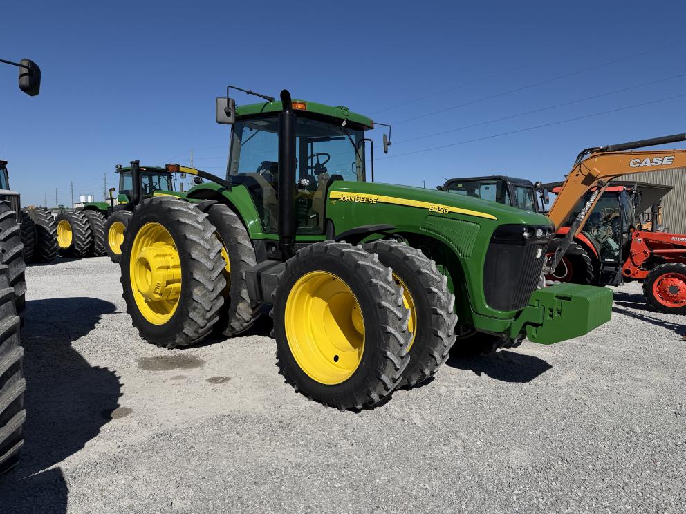 Image for 2004 John Deere 8420
