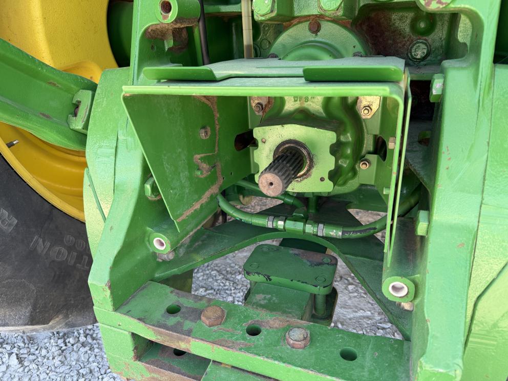 Image for 2004 John Deere 8420