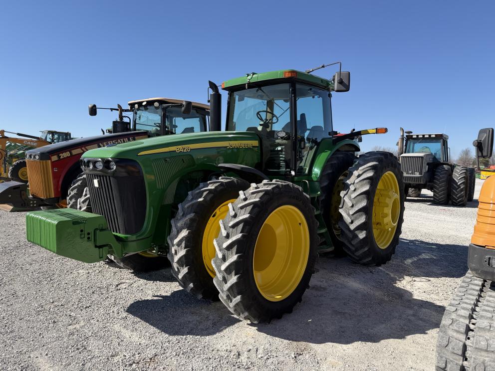 Image for 2004 John Deere 8420