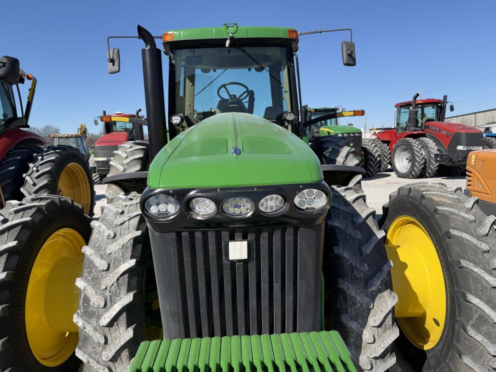 Image for 2004 John Deere 8420