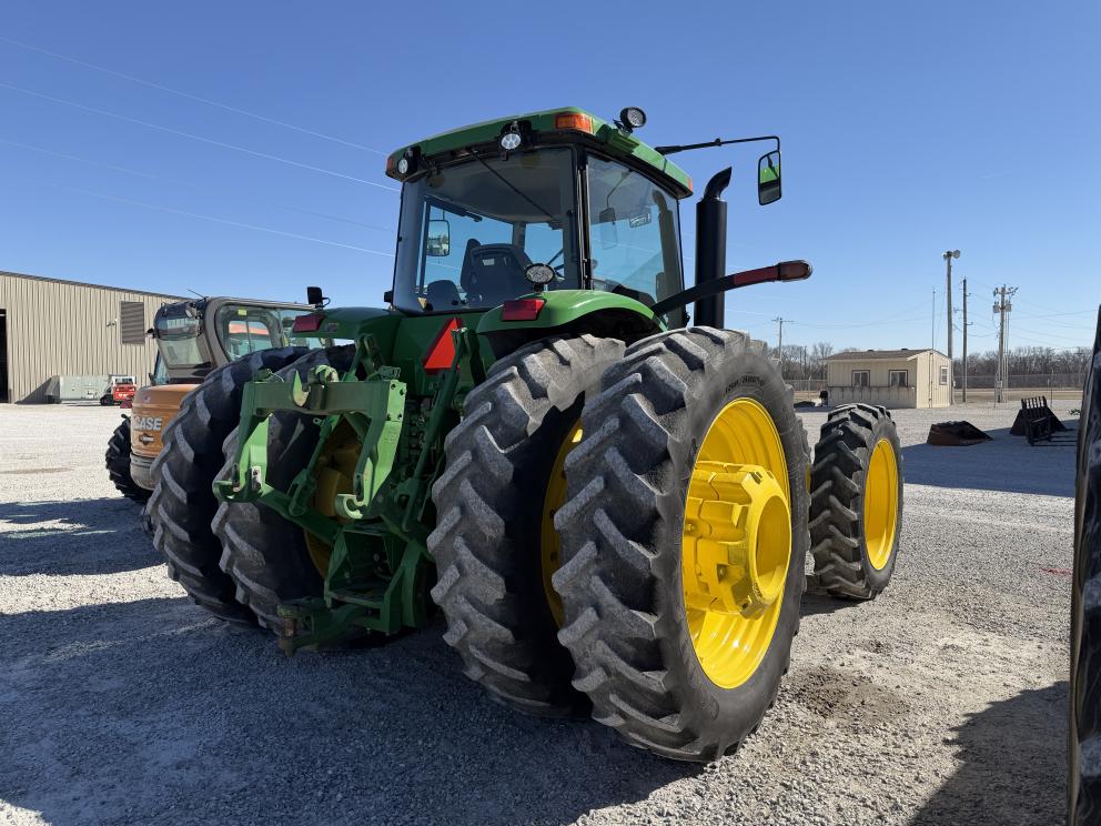 Image for 2004 John Deere 8420