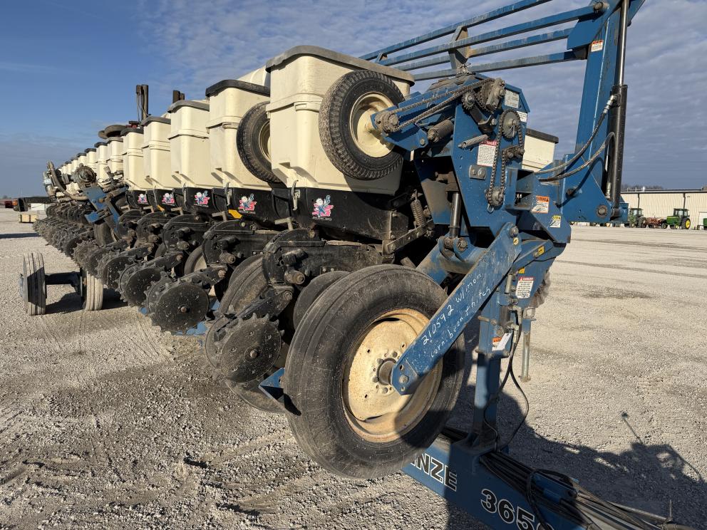 Image for Kinze 3650