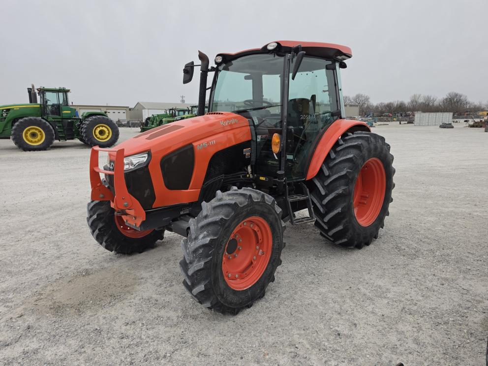 Image for 2020 Kubota M5-111