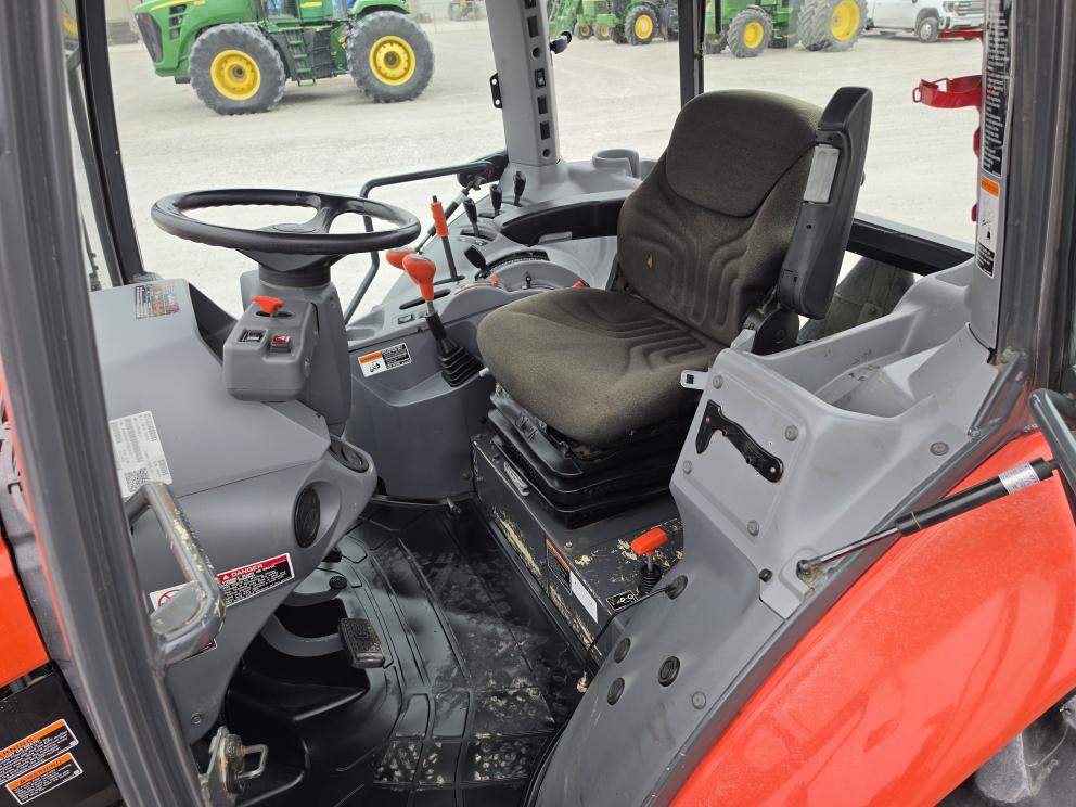 Image for 2020 Kubota M5-111