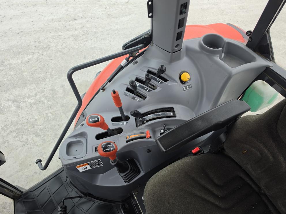 Image for 2020 Kubota M5-111