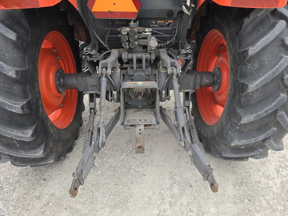 Image for 2020 Kubota M5-111