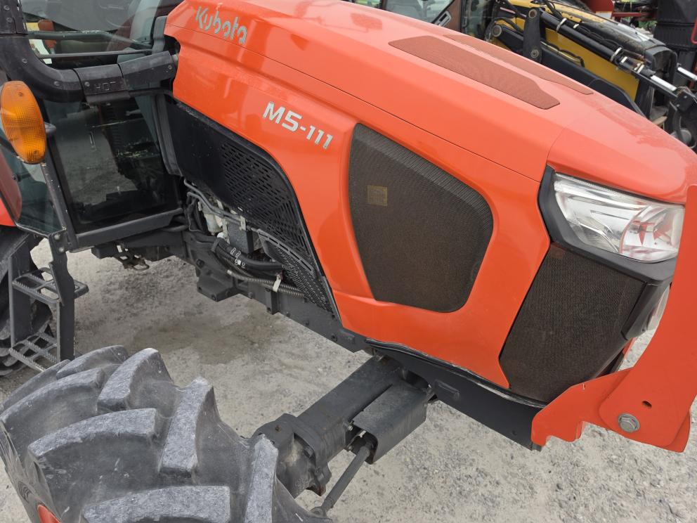 Image for 2020 Kubota M5-111