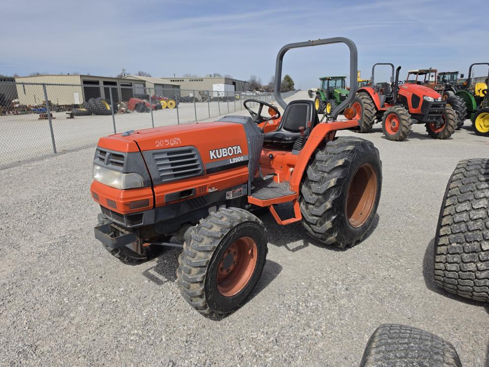 Image for 1997 Kubota L2900