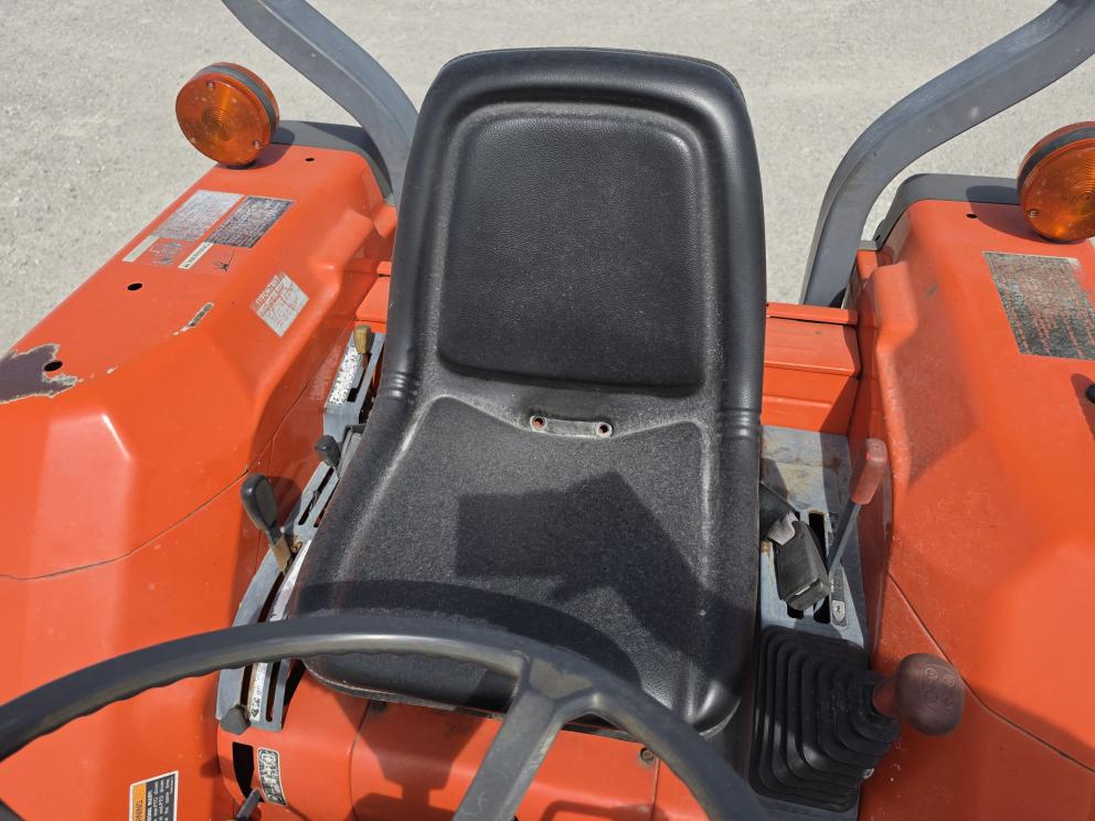 Image for 1997 Kubota L2900