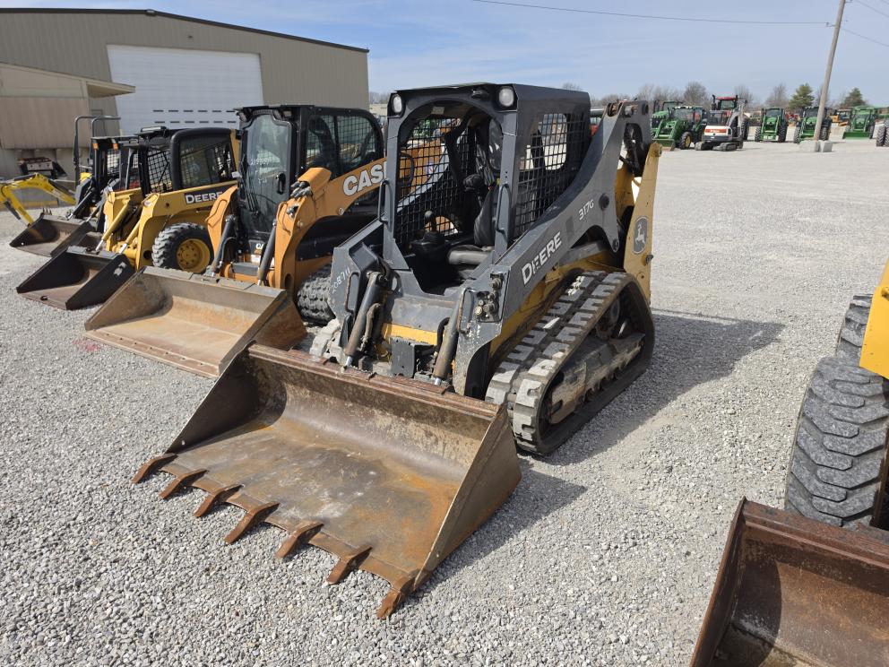 Image for 2022 John Deere 317G