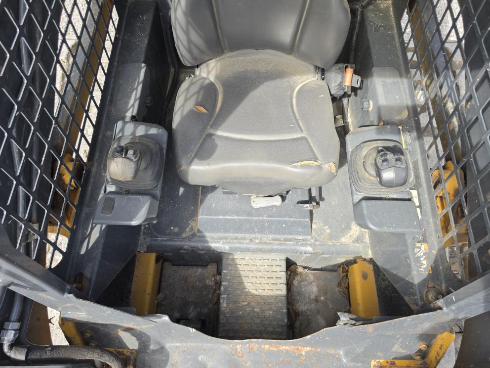 Image for 2022 John Deere 317G