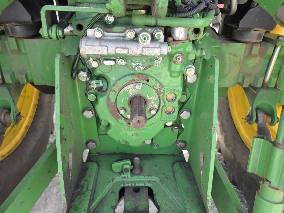 Image for 2019 John Deere 5100E