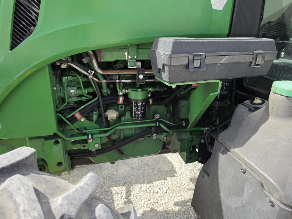 Image for 2016 John Deere 5100E