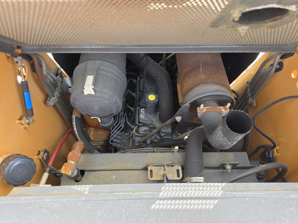 Image for 2005 Case 410