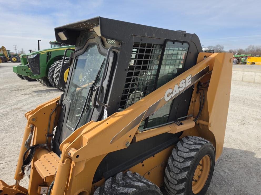 Image for 2005 Case 410