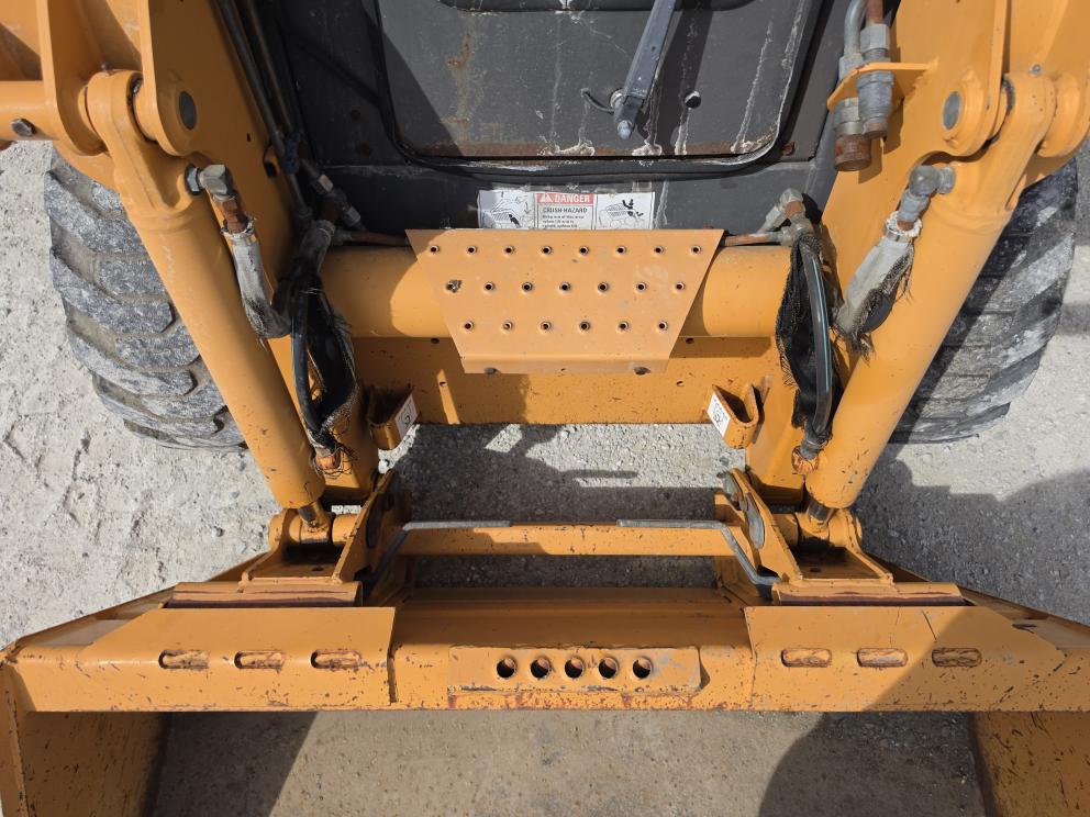 Image for 2005 Case 410