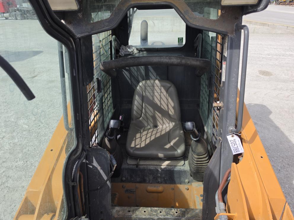 Image for 2005 Case 410