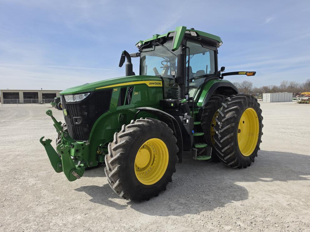 Image for 2021 John Deere 7R 210