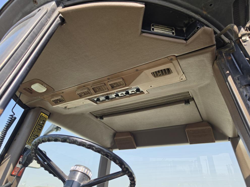 Image for 1984 John Deere 4050