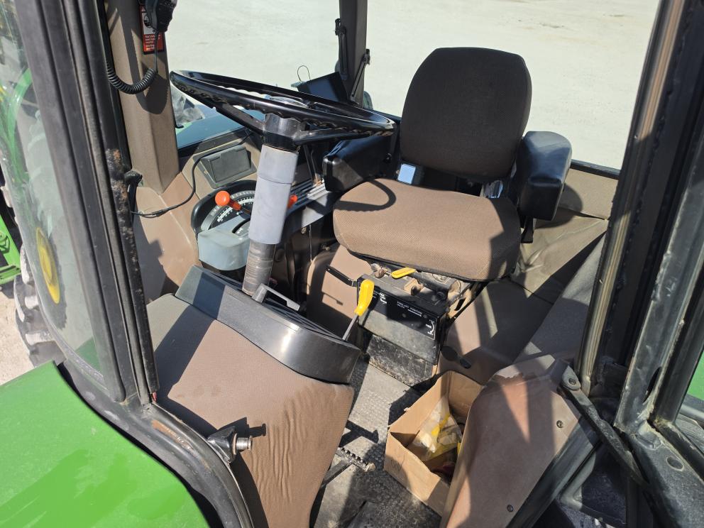 Image for 1984 John Deere 4050