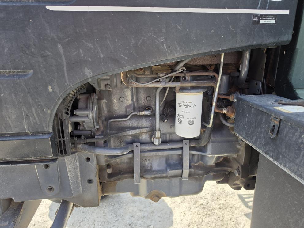 Image for 2002 New Holland TS110