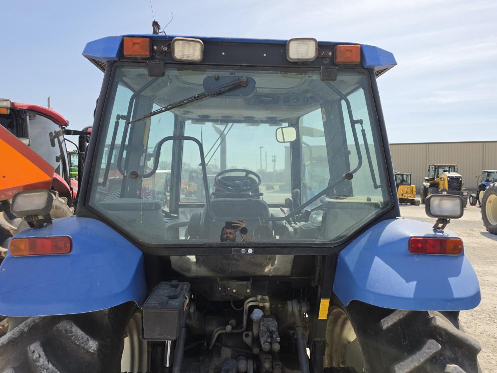 Image for 2002 New Holland TS110