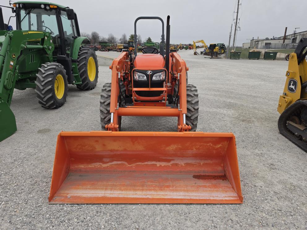 Image for 2014 Kubota M6060