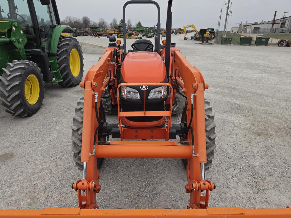 Image for 2014 Kubota M6060