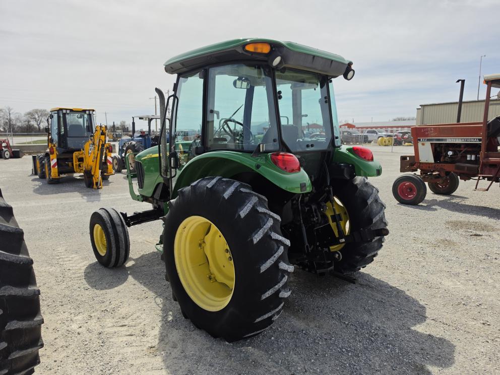 Image for 2005 John Deere 5525