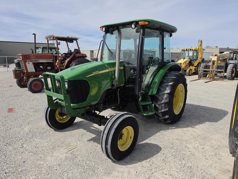 Image for 2005 John Deere 5525