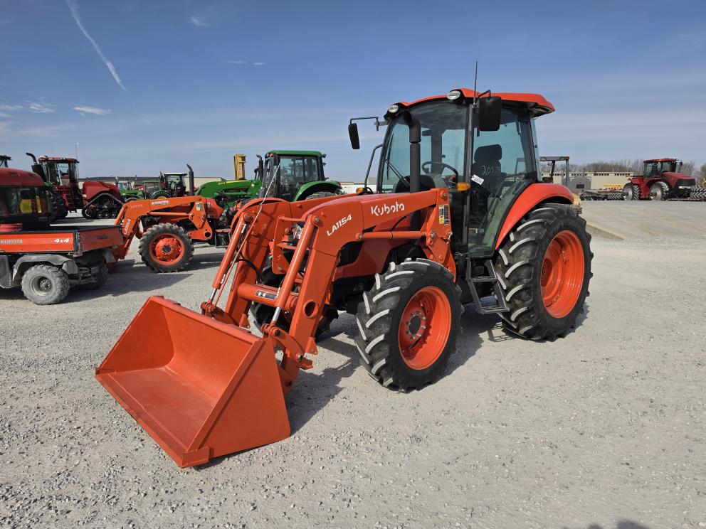 Image for 2022 Kubota M7060