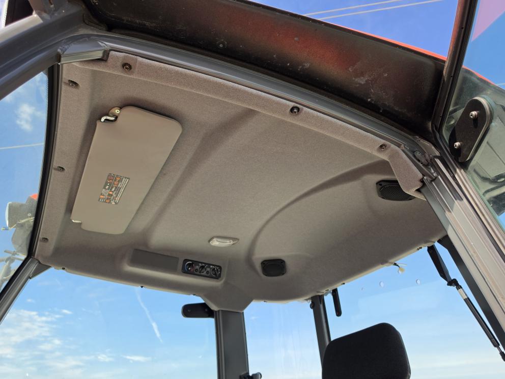 Image for 2022 Kubota M7060