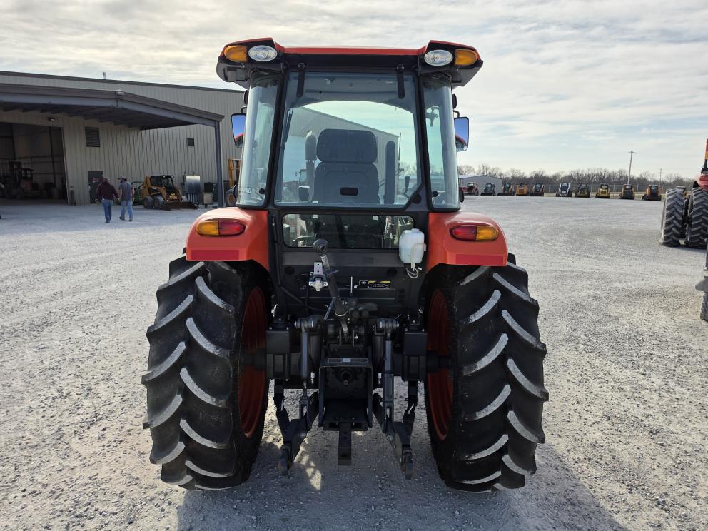 Image for 2022 Kubota M7060