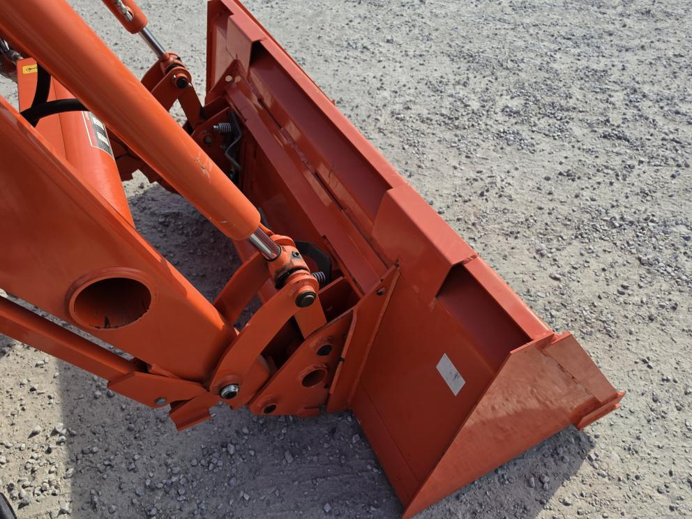 Image for 2022 Kubota M7060