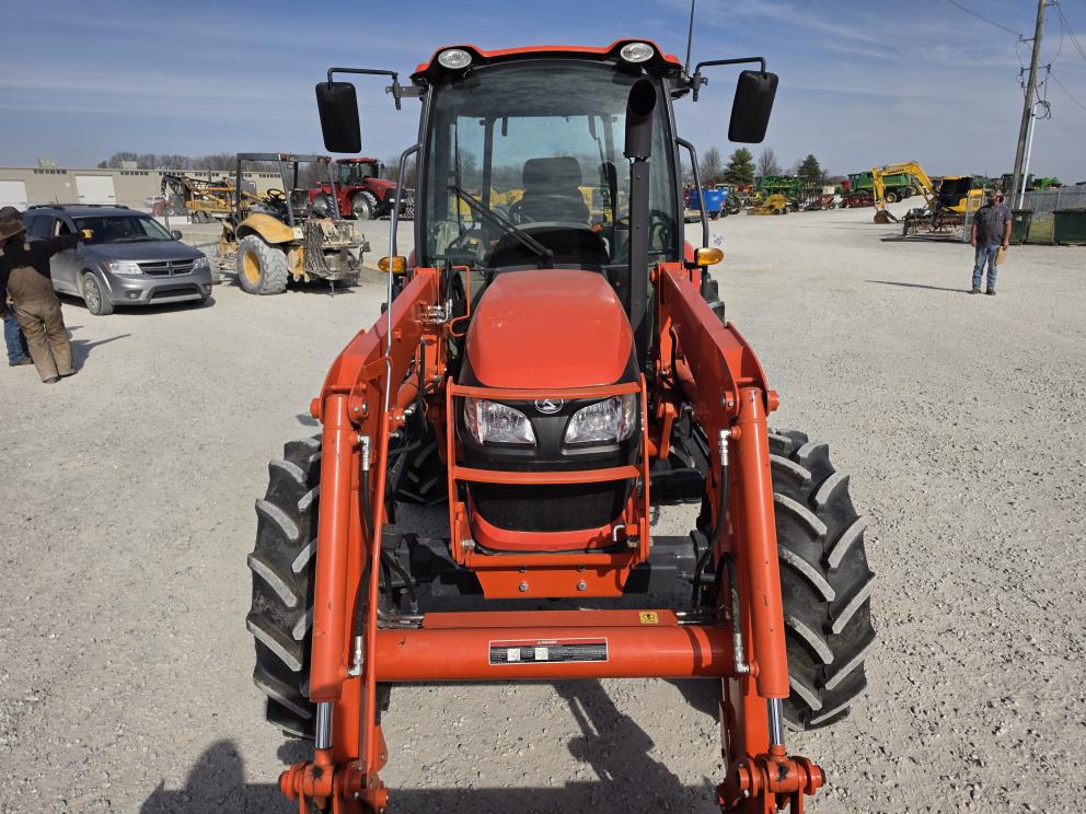 Image for 2022 Kubota M7060