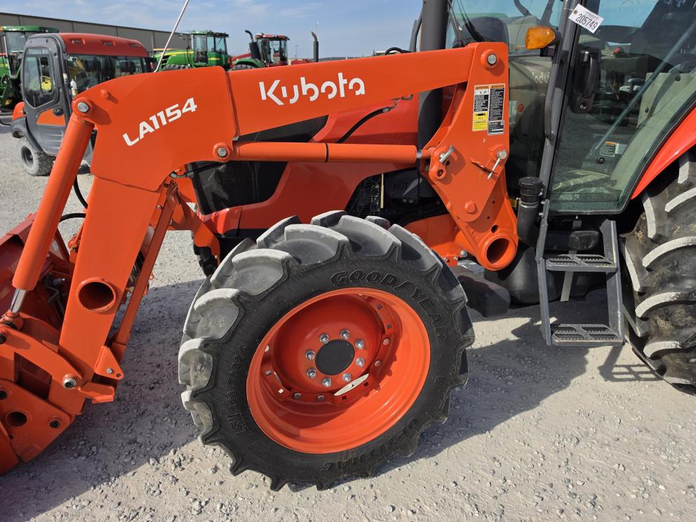 Image for 2022 Kubota M7060