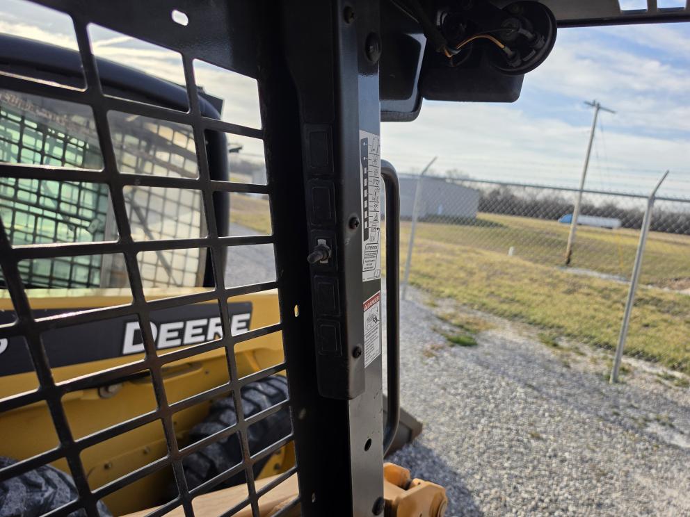 Image for 2005 Case 410