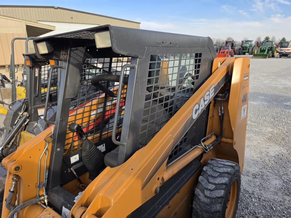 Image for 2005 Case 410