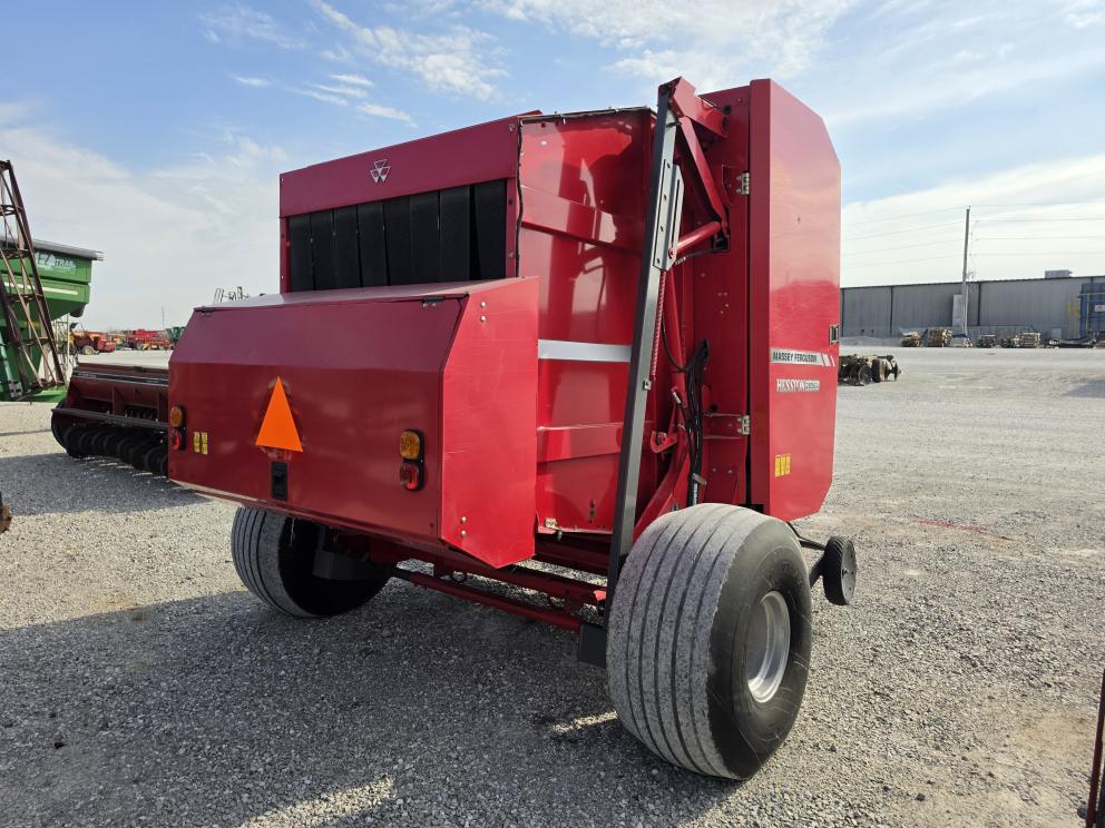 Image for 2012 Massey Ferguson 2856A