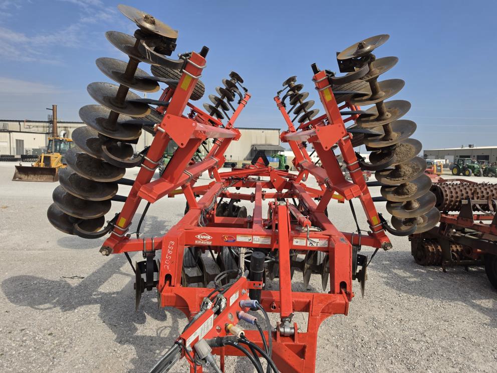 Image for 2012 Kuhn Krause 8200