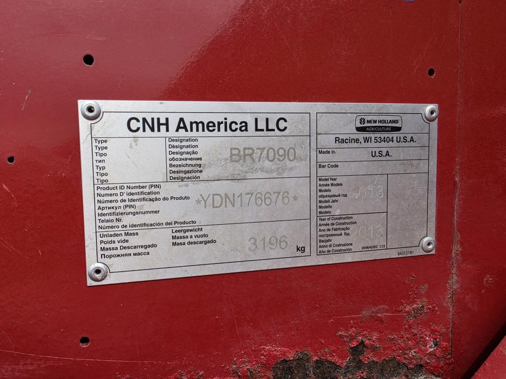 Image for 2013 New Holland BR7090