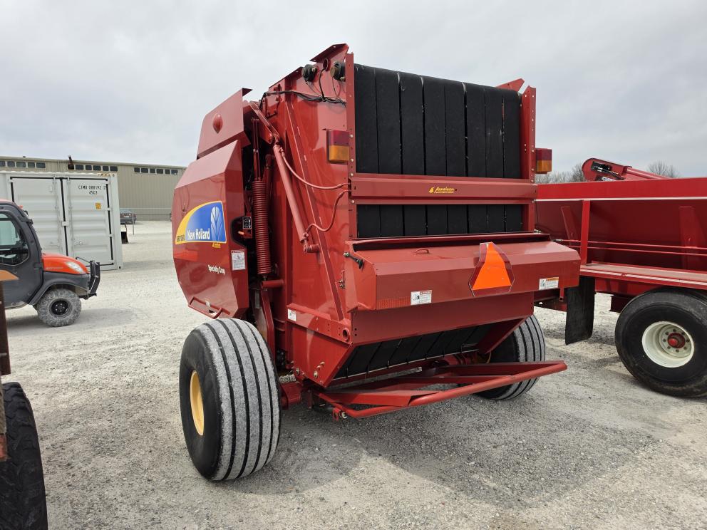 Image for 2013 New Holland BR7090