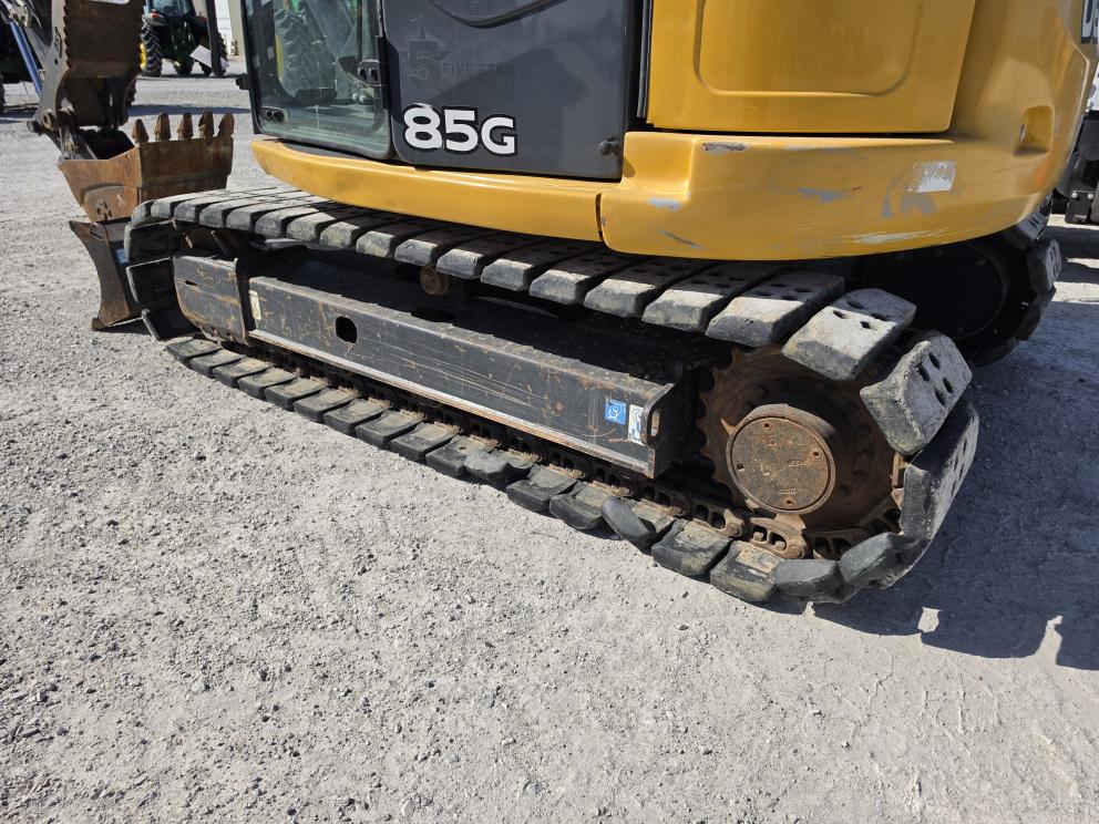 Image for 2018 John Deere 85G