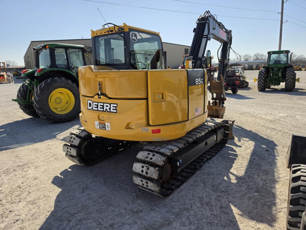 Image for 2018 John Deere 85G