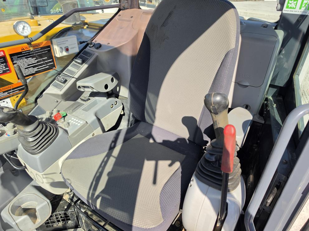 Image for 2018 John Deere 85G